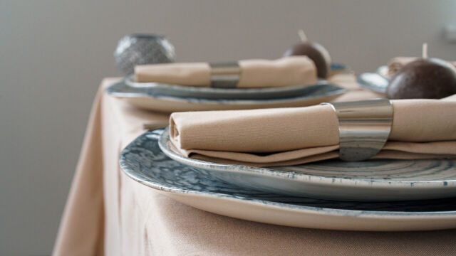 Dlaczego warto wybrać ceramiczną zastawę stołową?